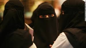 سعودی تعلیمی اداروں میں بے پردہ خواتین کے داخلے پر پابندی